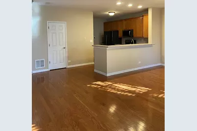 201 Springbrook Trail S, Oswego, IL 60543 - Photo 5