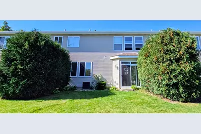 425 N Carlisle Court, Round Lake, IL 60073 - Photo 17