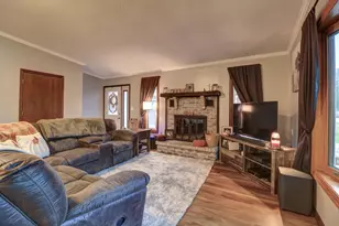 1108 E 14th St, Sterling, IL 61081 - Photo 5