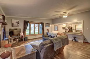 1108 E 14th St, Sterling, IL 61081 - Photo 3
