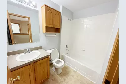 2534 Hillsboro Boulevard #2534, Aurora, IL 60503 - Photo 17