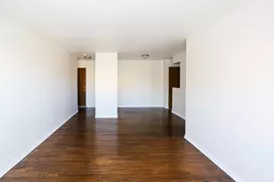 1040 W Hollywood Ave, Chicago, IL 60660 - Photo 9