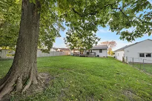 405 Gentleman St, Ottawa, IL 61350 - Photo 15