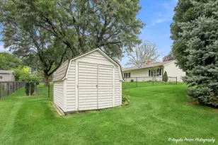 948 Wiltshire Dr, McHenry, IL 60050 - Photo 27