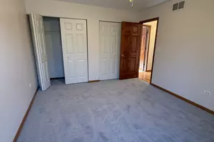 8885 Dryden St, Woodridge, IL 60517 - Photo 17