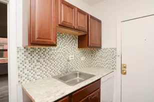 931 W Sunnyside Ave, Chicago, IL 60640 - Photo 5