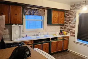 3530 Elmwood Ave S, Berwyn, IL 60402 - Photo 5