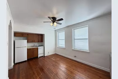 4060 N Kenmore Avenue #211, Chicago, IL 60613 - Photo 13