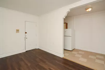4060 N Kenmore Avenue #208, Chicago, IL 60613 - Photo 9