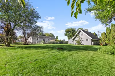 4686 E 2351st Road, Lake Holiday, IL 60552 - Photo 21