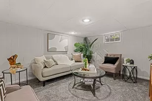 35 S Westlawn Ave, Aurora, IL 60506 - Photo 29