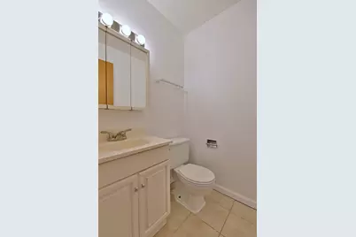 8637 1/2 W Foster Avenue #1B, Chicago, IL 60656 - Photo 19