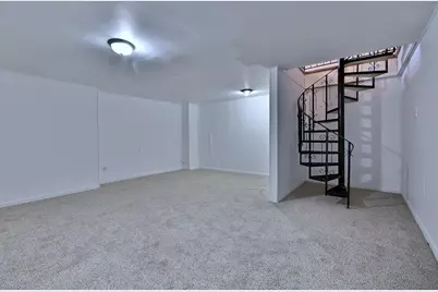 8637 1/2 W Foster Avenue #1B, Chicago, IL 60656 - Photo 21