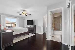 9239 Woodbury Ct, Orland Park, IL 60462 - Photo 13