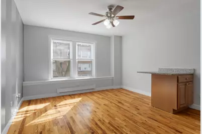7450 N Greenview Avenue #71, Chicago, IL 60626 - Photo 3