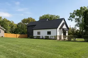 4031 Venard Rd, Downers Grove, IL 60515 - Photo 3