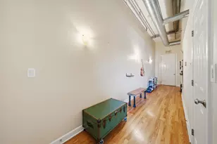 824 W Superior St, Chicago, IL 60622 - Photo 9