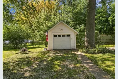 105 9th Avenue, Sterling, IL 61081 - Photo 25