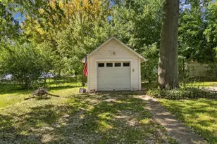 105 9th Ave, Sterling, IL 61081 - Photo 25