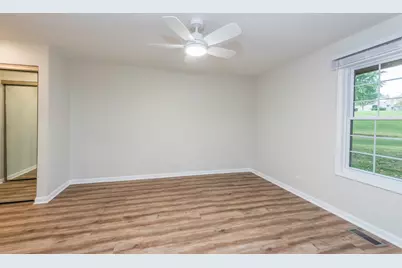 5858 Heatherridge Drive #5858, Gurnee, IL 60031 - Photo 11