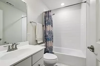 69 Nicholas Drive W, Des Plaines, IL 60016 - Photo 21