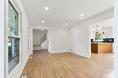 315 Alexandria Drive, Vernon Hills, IL 60061 - Photo 11