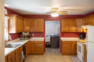100 Adams St, Ridott, IL 61067 - Photo 9