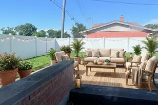8560 W Clara Dr, Niles, IL 60714 - Photo 17