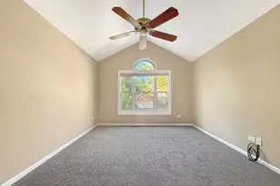 2103 N Coldspring Rd, Arlington Heights, IL 60004 - Photo 9