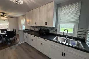 221 E Dickens Ave, Northlake, IL 60164 - Photo 17