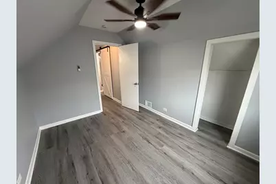 221 E Dickens Avenue, Northlake, IL 60164 - Photo 23
