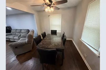 221 E Dickens Avenue, Northlake, IL 60164 - Photo 9