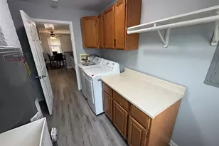 221 E Dickens Ave, Northlake, IL 60164 - Photo 31