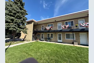 5429 S Massasoit Avenue #4, Chicago, IL 60638 - Photo 1