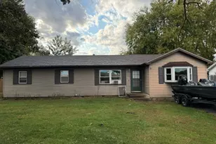 1108 Sunset Dr, Wilmington, IL 60481 - Photo 1