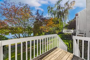 293 Shadybrook Ln, Aurora, IL 60504 - Photo 9