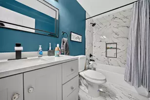 204 N Keystone Ave, Chicago, IL 60624 - Photo 5