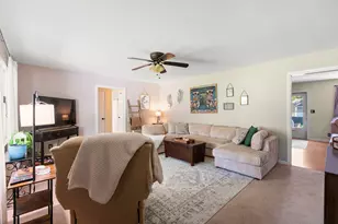 1326 Park Dr, Montgomery, IL 60538 - Photo 3