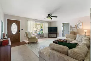 1326 Park Dr, Montgomery, IL 60538 - Photo 5