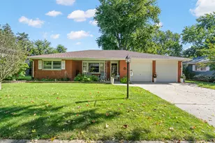 1326 Park Dr, Montgomery, IL 60538 - Photo 1