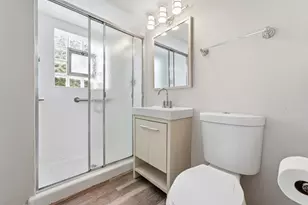 221 W Sheridan Pl, Lake Bluff, IL 60044 - Photo 33