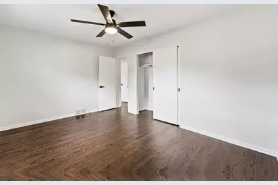 221 W Sheridan Place, Lake Bluff, IL 60044 - Photo 23