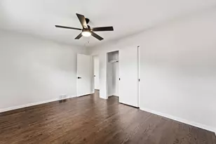 221 W Sheridan Pl, Lake Bluff, IL 60044 - Photo 23
