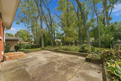 221 W Sheridan Place, Lake Bluff, IL 60044 - Photo 35
