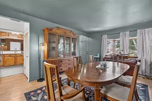 7106 Beckwith Rd, Morton Grove, IL 60053 - Photo 9