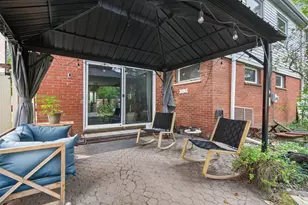 7106 Beckwith Rd, Morton Grove, IL 60053 - Photo 17