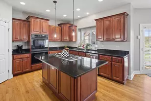 8675 Hotchkiss Dr, Frankfort, IL 60423 - Photo 11