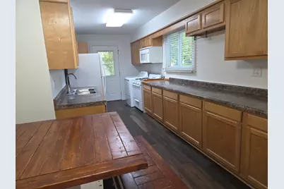 207 Caddy Avenue, Carpentersville, IL 60110 - Photo 3
