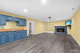 843 Seminary Cir, Glen Ellyn, IL 60137 - Photo 19