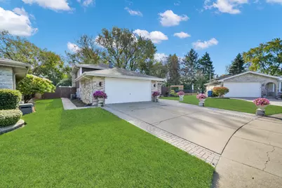 4605 W Spencer Lane, Alsip, IL 60803 - Photo 3